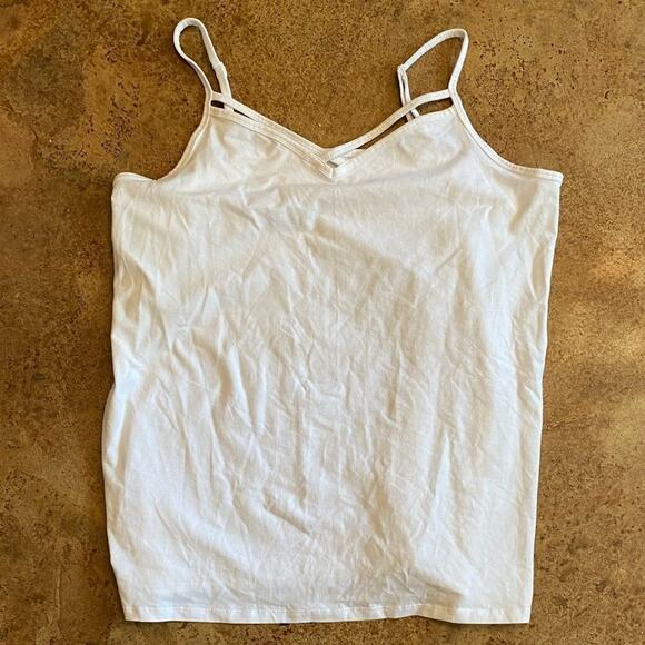 TORRID WHITE CRISSCROSS knit FOXY CAMI TANK - Picture 4 of 7